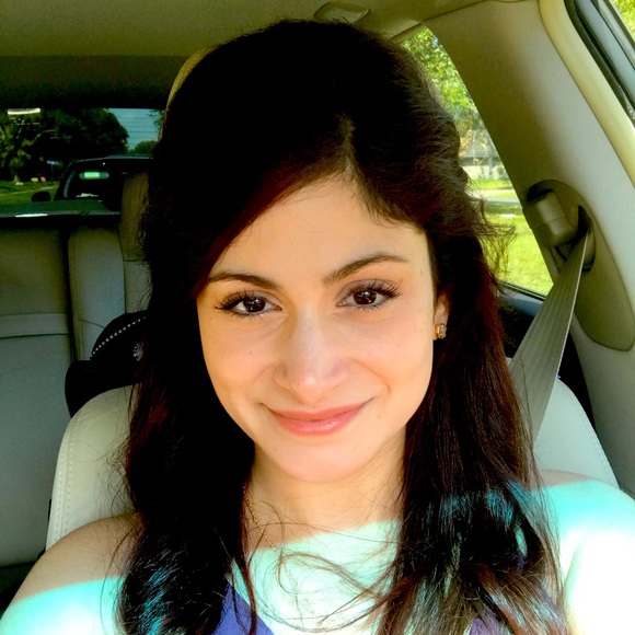 Meet your Posher, Amy - Picture 1 of 1